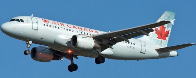 [photo : inconnu] M. Fraser a soutenu que le comportement d'Air Canada concernant le bilinguisme le mystifiait.